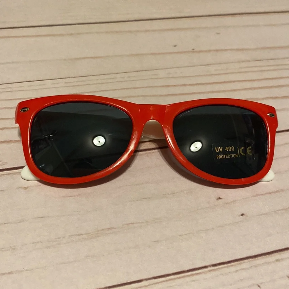kids red/white baseball sunglasses